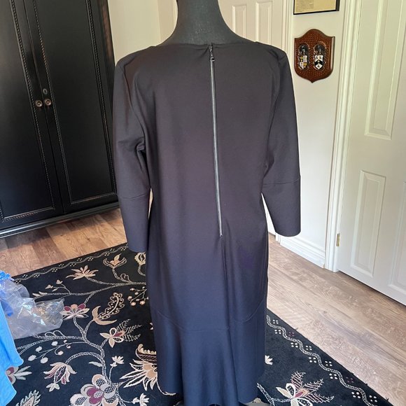 Luisa Cerano Black Mid-Sleeve Dress - Picture 2 of 2